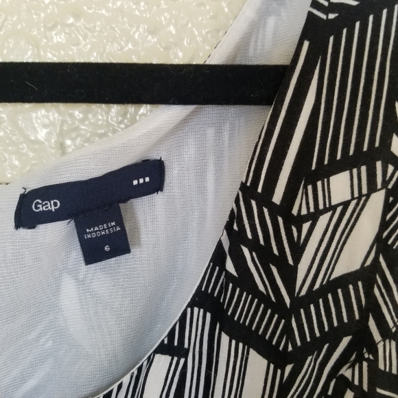 Gap | Midi Abstract Design Dress - Picture 3 of 11